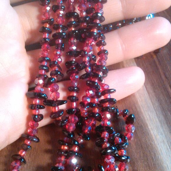 Indian Garnet and Seed Bead Triple Strand Magnetic Clasp Necklace - Picture 8 of 8